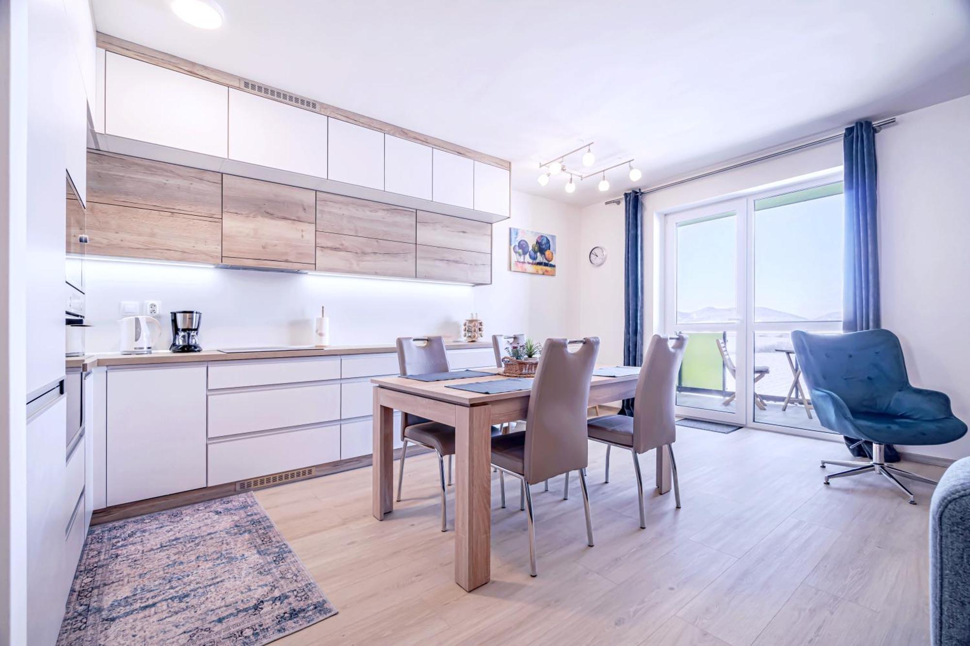 Studio Apartment At Outskirt Of High Tatras Poprad Bagian luar foto