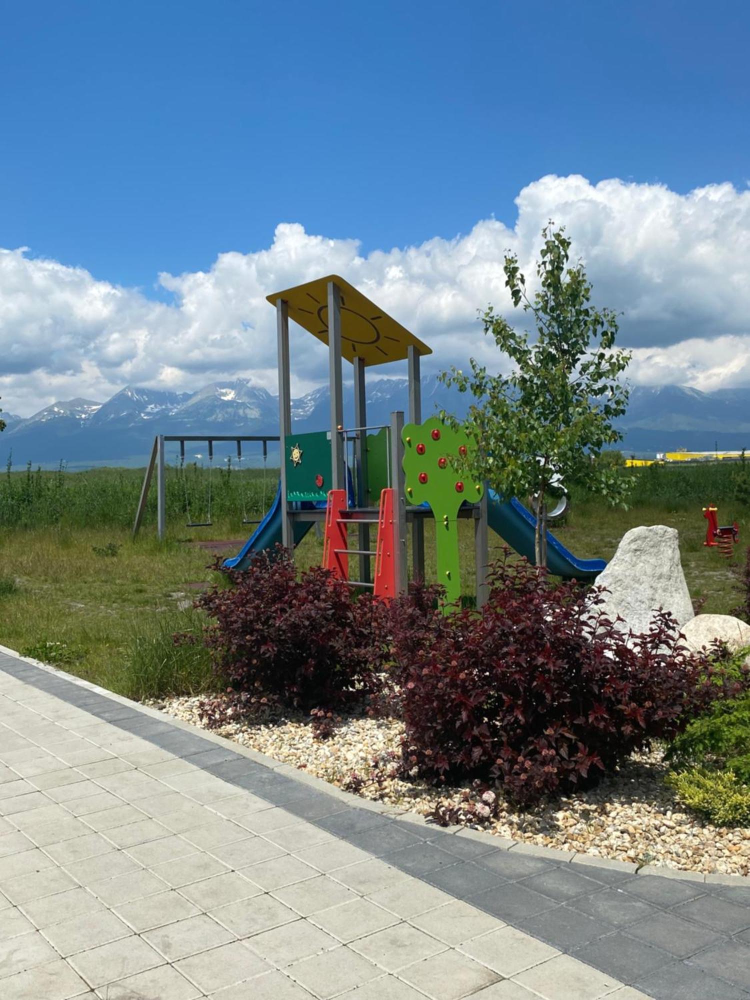 Studio Apartment At Outskirt Of High Tatras Poprad Bagian luar foto